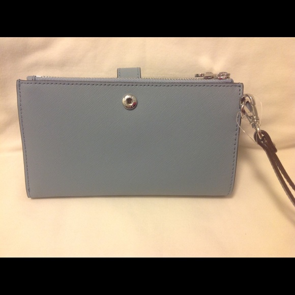 Michael Kors Large Double Zip Wristlit - Picture 3 of 5